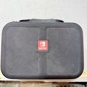 Nintendo‎ Switch Black Hard Shell Carrying Case w/ Zippered Pouch and Red accent